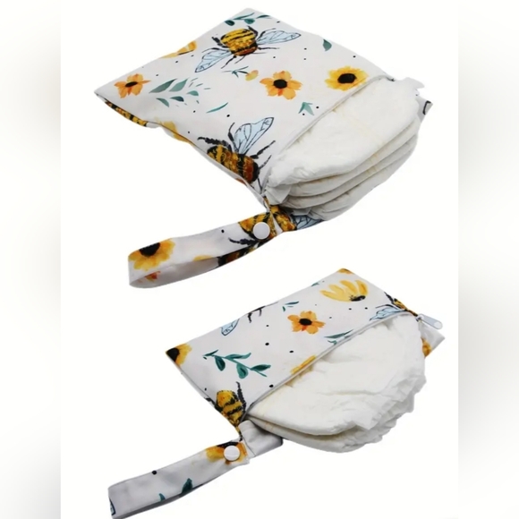 2pc. Diaper Bag Set. - Picture 3 of 5